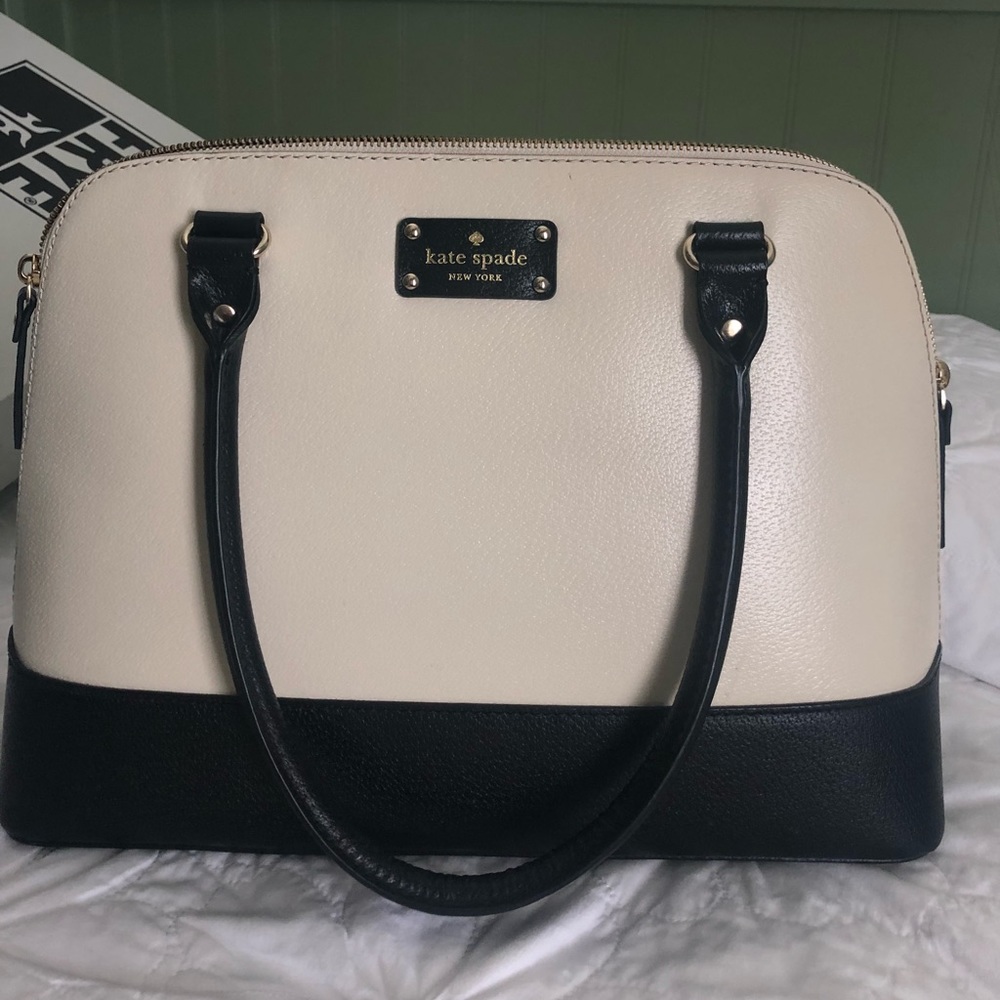 Kate spade purse